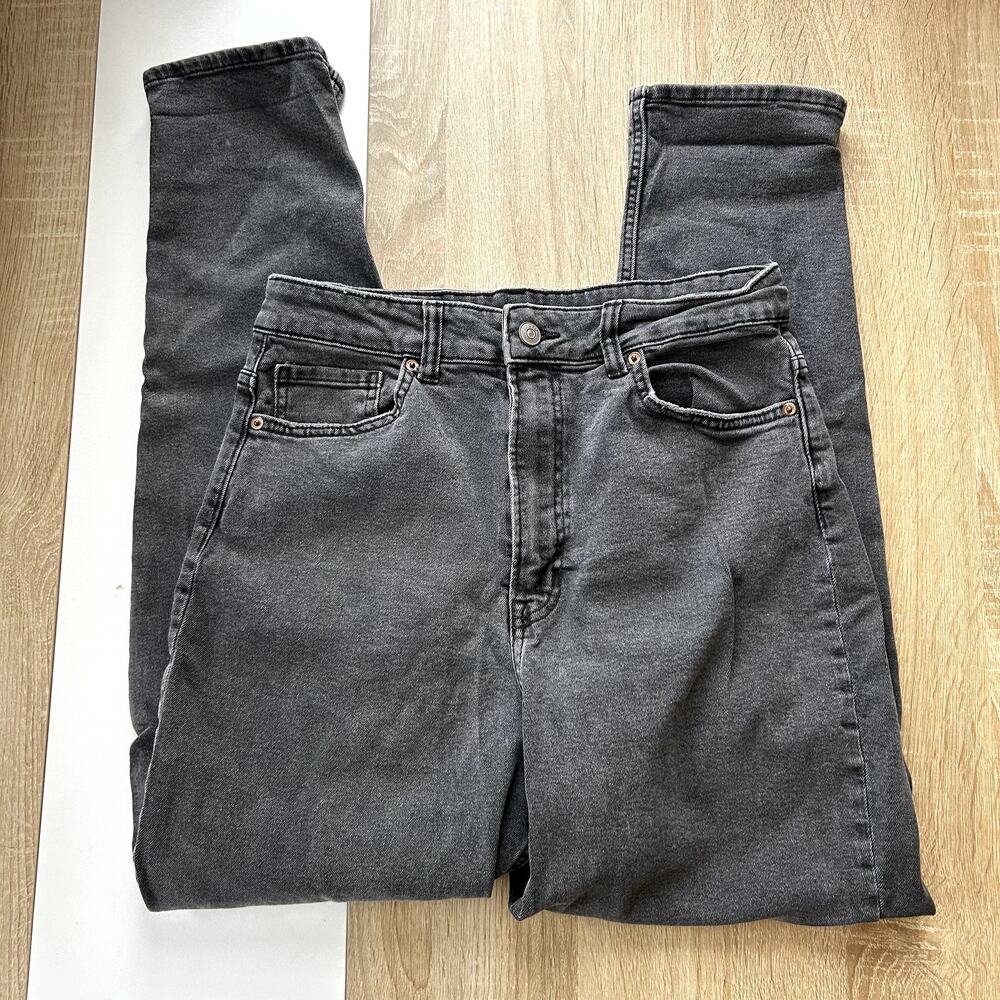 H&M DIVIDED Women's Black Denim High Waist Mom Jean Size 10
